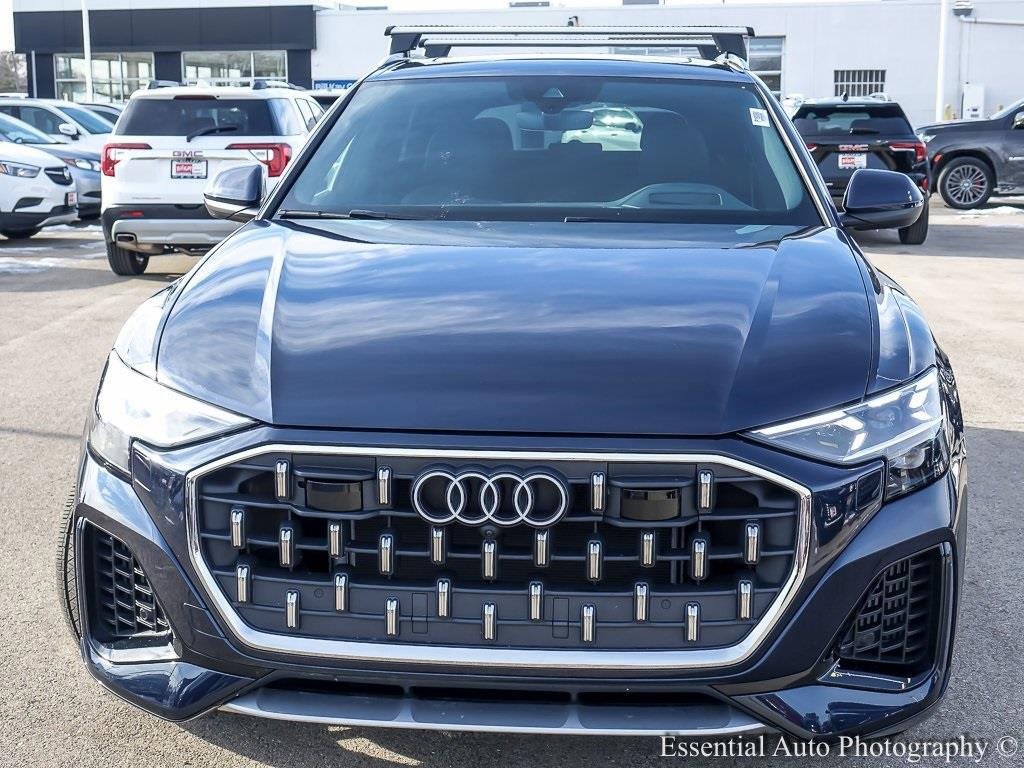 Used 2024 Audi Q8 Prestige image 5