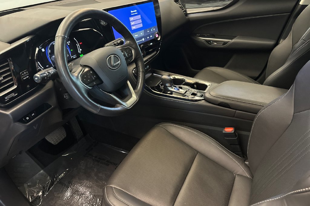 Certified 2026 Lexus NX 350h AWD w/ Accessory Package (2T) image 10