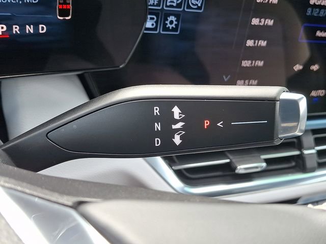 Used 2025 Chevrolet Equinox EV LT image 14