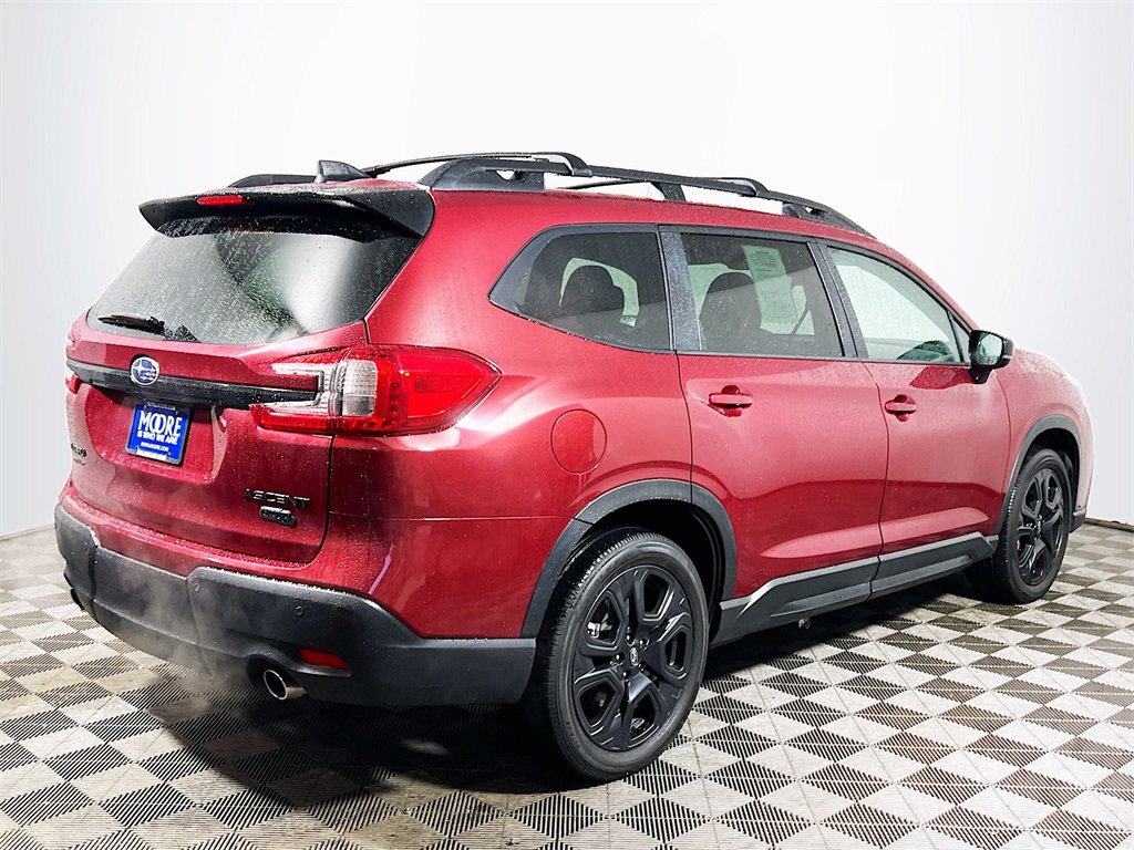 Used 2024 Subaru Ascent Onyx Edition image 8