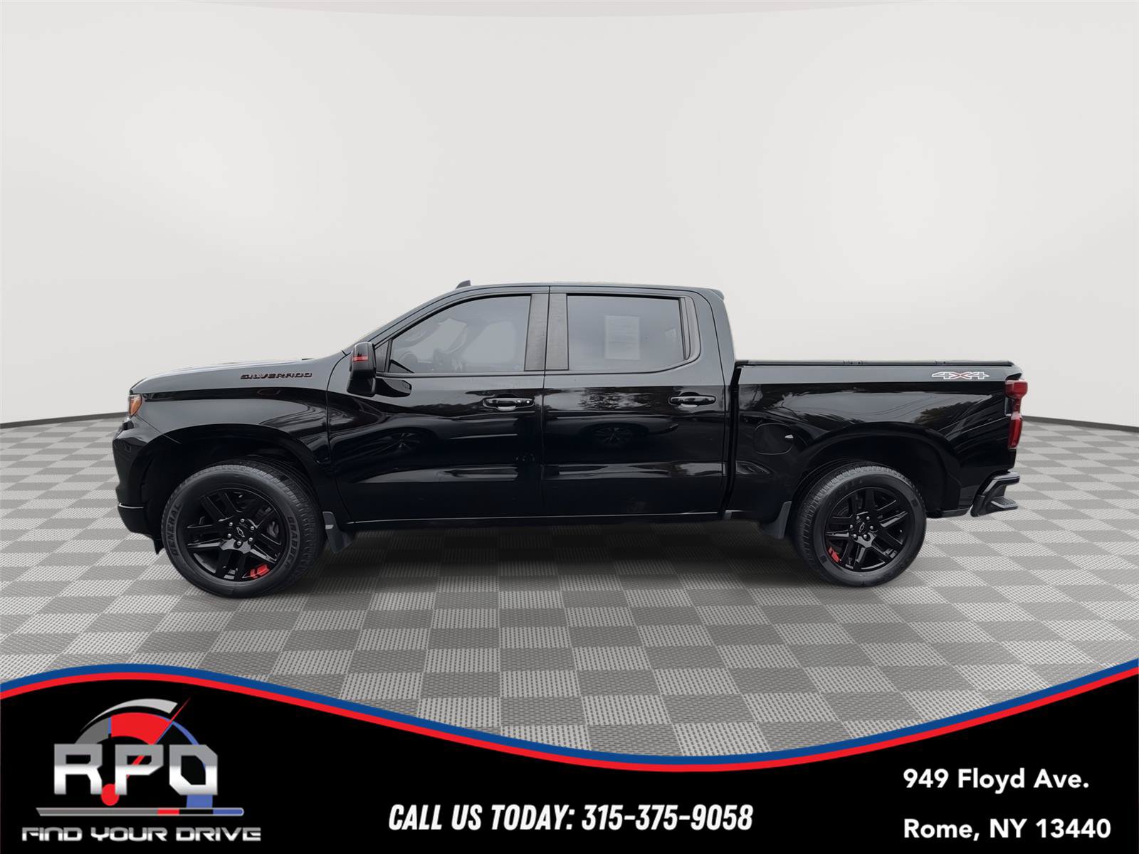 Used 2023 Chevrolet Silverado 1500 RST AWD/4WD image 2