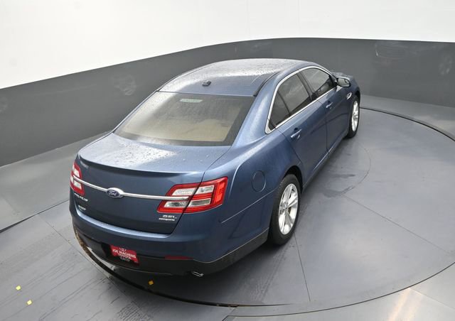 Used 2018 Ford Taurus SEL image 28