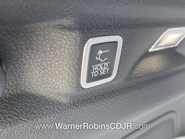 New 2026 Jeep Grand Cherokee L Limited w/ Limited Altitude Package RWD image 12