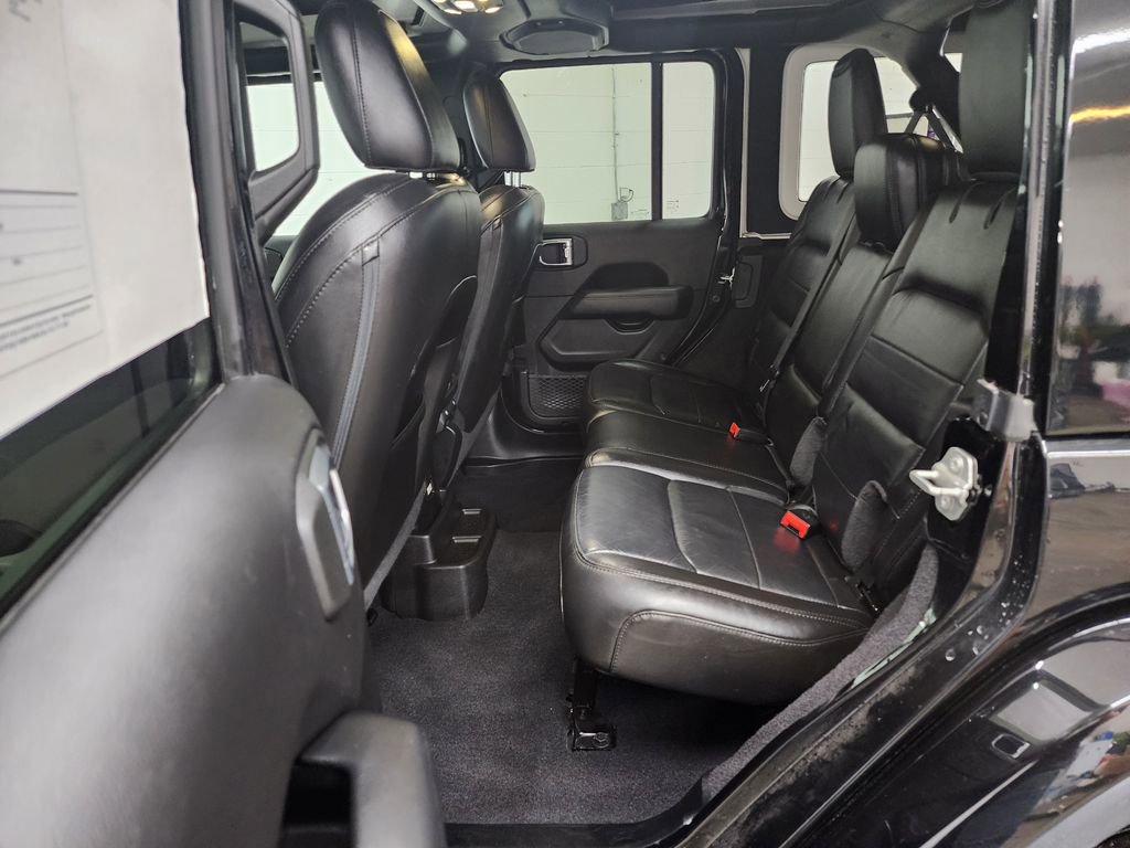 Used 2021 Jeep Wrangler Unlimited Sahara image 23