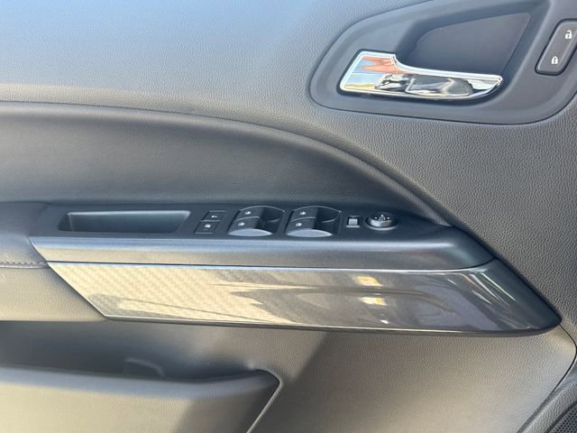 Used 2022 GMC Canyon AT4 w/ Driver Alert Package AWD/4WD image 18