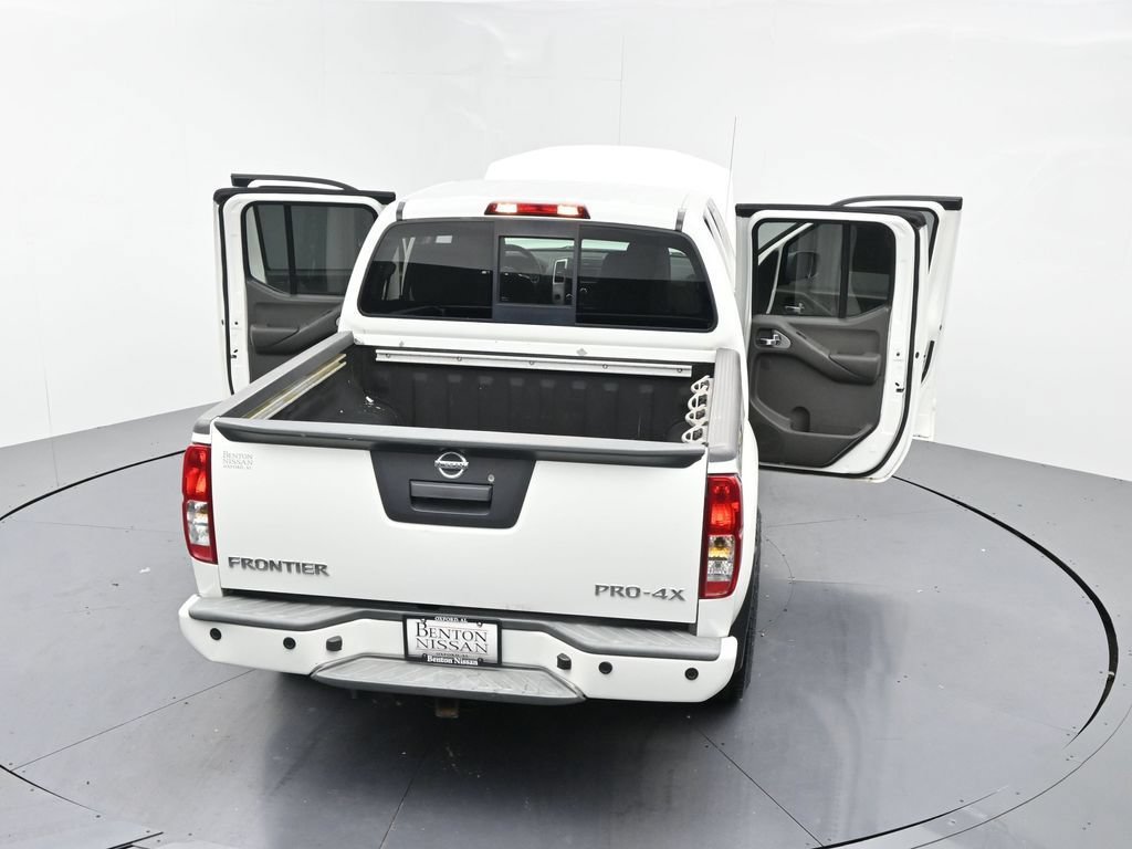 Used 2018 Nissan Frontier PRO-4X AWD/4WD image 26