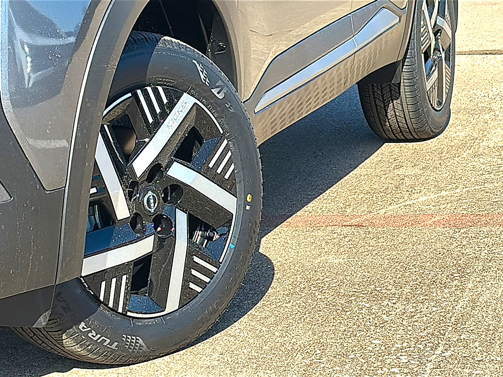 New 2026 Nissan Kicks SV w/ SV Premium Package image 3