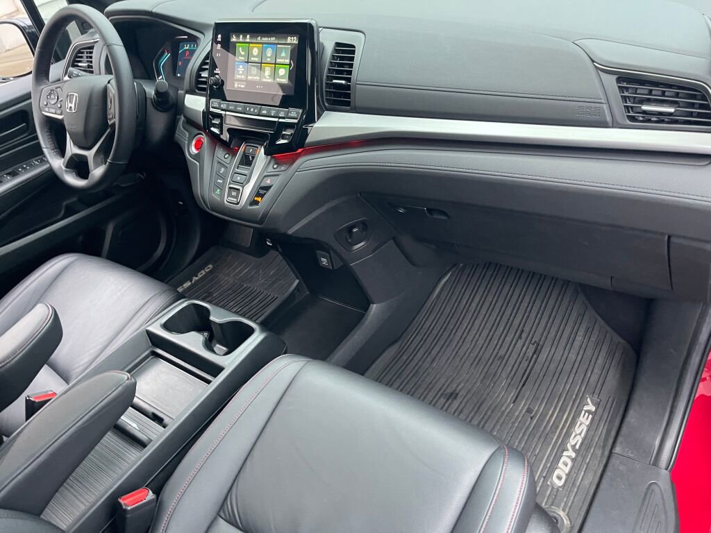 Used 2024 Honda Odyssey Sport image 25