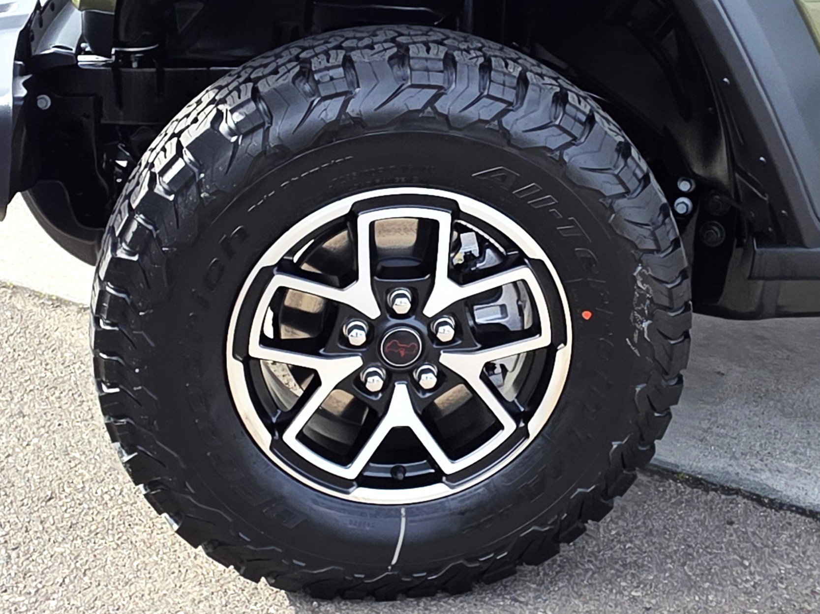 New 2026 Jeep Wrangler Unlimited Rubicon w/ Technology Group AWD/4WD image 9