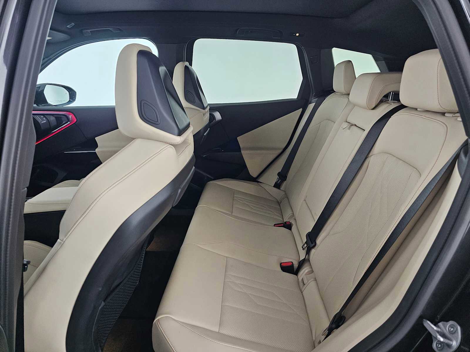 Used 2025 BMW X3 M50 w/ Premium Package image 16