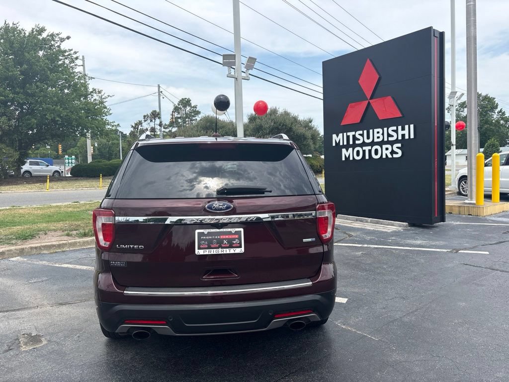 Used 2018 Ford Explorer Limited w/ Ford Safe & Smart Package AWD/4WD image 4