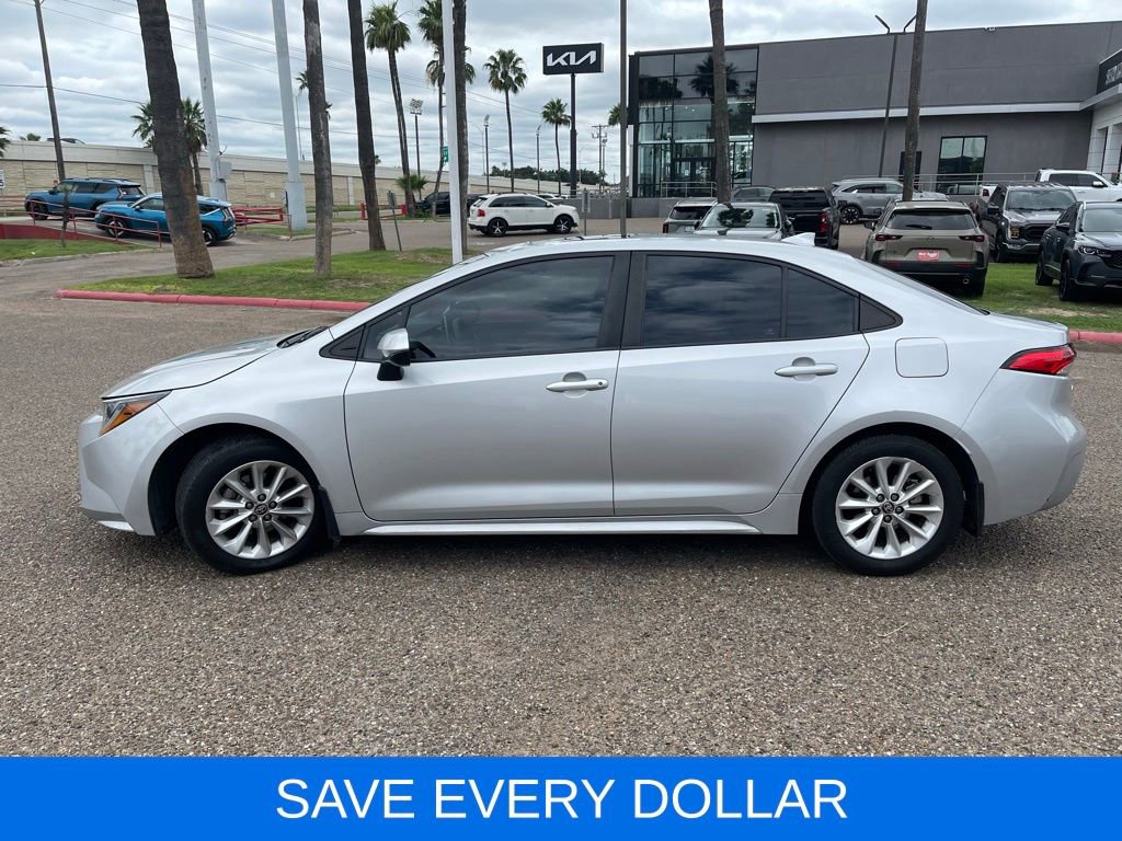 Used 2020 Toyota Corolla LE w/ LE Premium Package FWD image 3