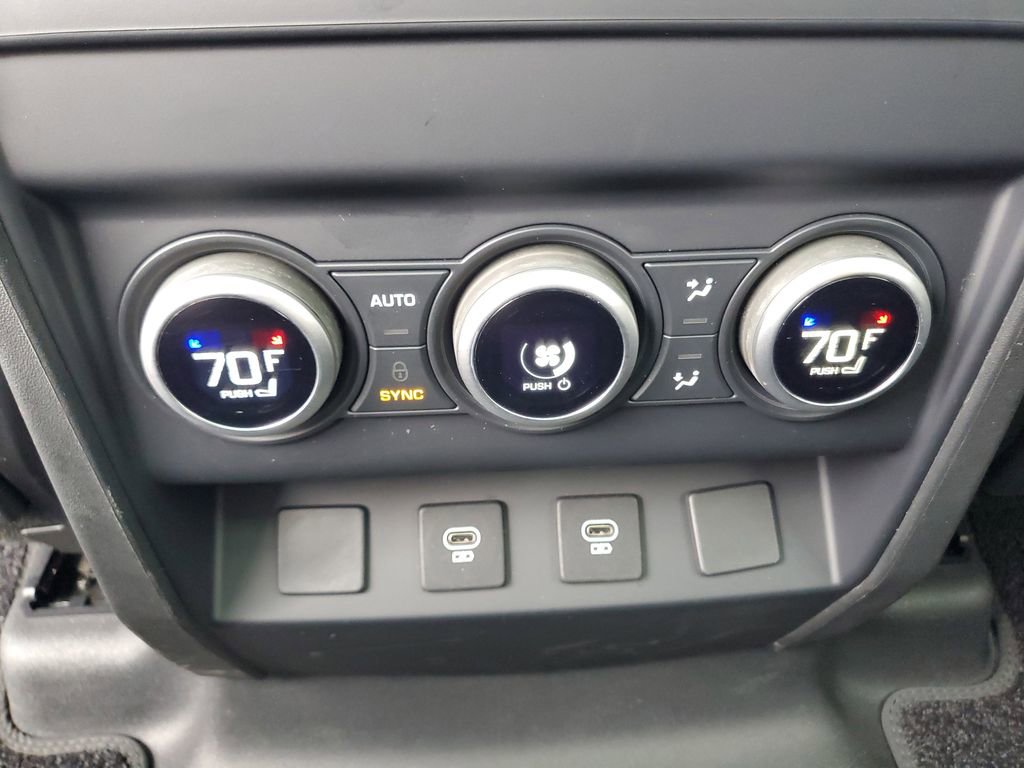 Certified 2024 Land Rover Defender 130 X AWD/4WD image 31