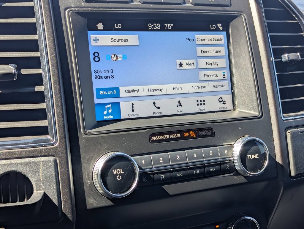 Used 2019 Ford Expedition Limited w/ Equipment Group 301A AWD/4WD image 17