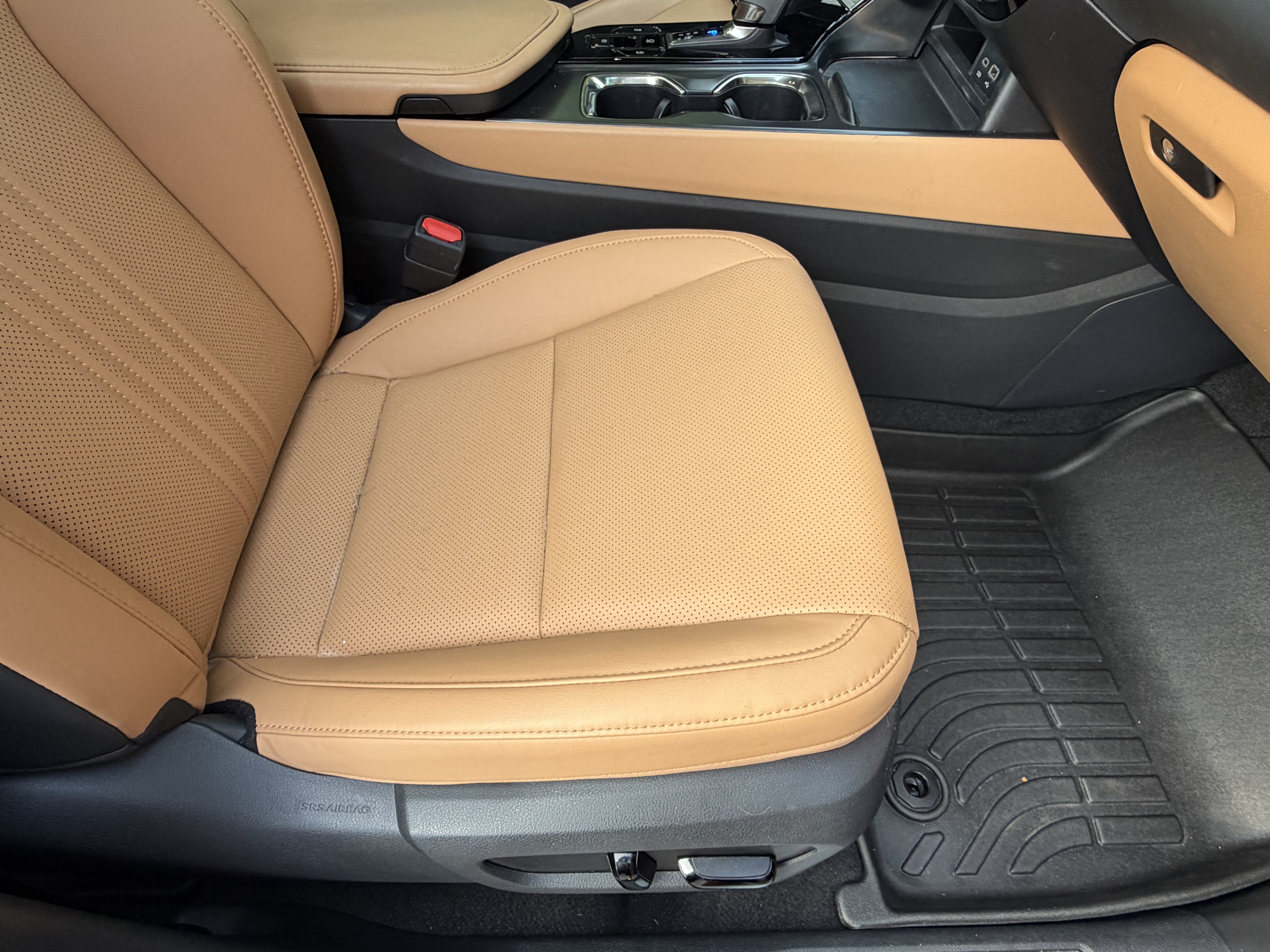 Certified 2025 Lexus NX 250 FWD w/ Premium Package image 43