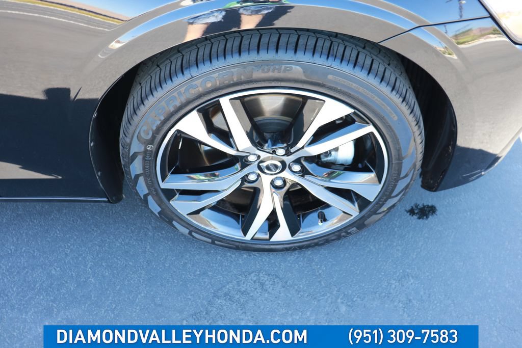 Used 2024 Volvo S60 B5 Core FWD image 26