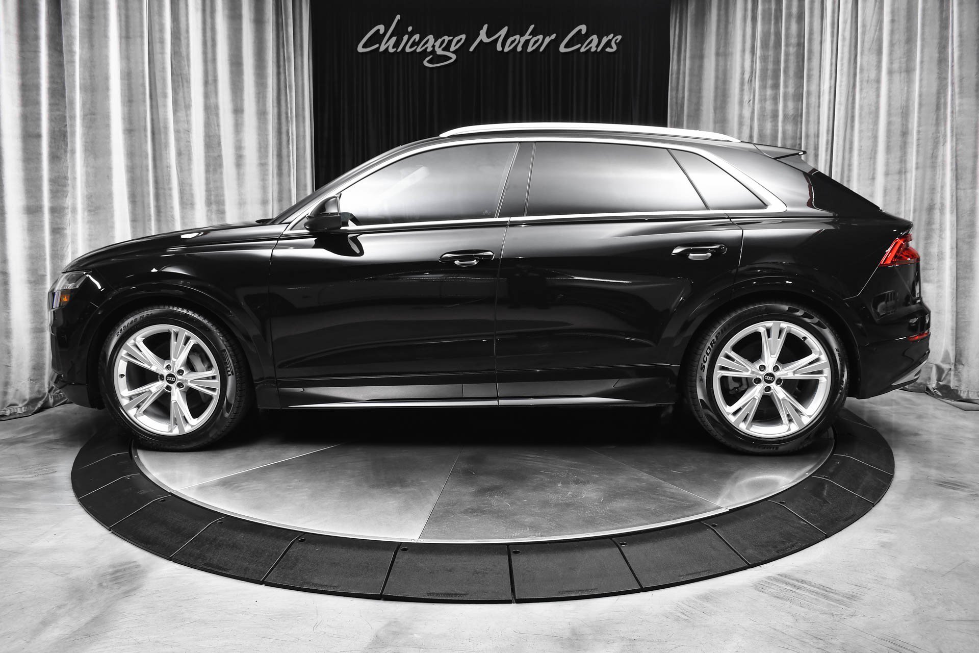Used 2022 Audi Q8 Prestige w/ Prestige Package AWD/4WD image 38