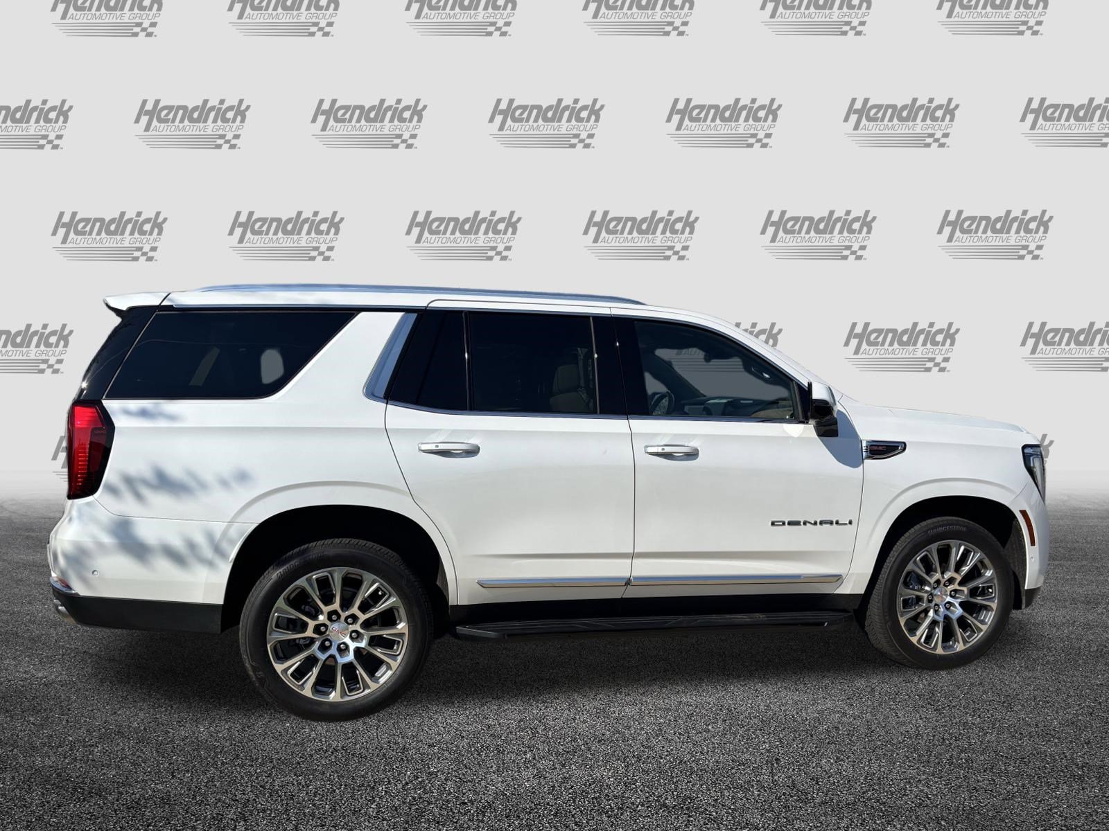 Used 2025 GMC Yukon Denali w/ LPO, Floor Liner Package image 11