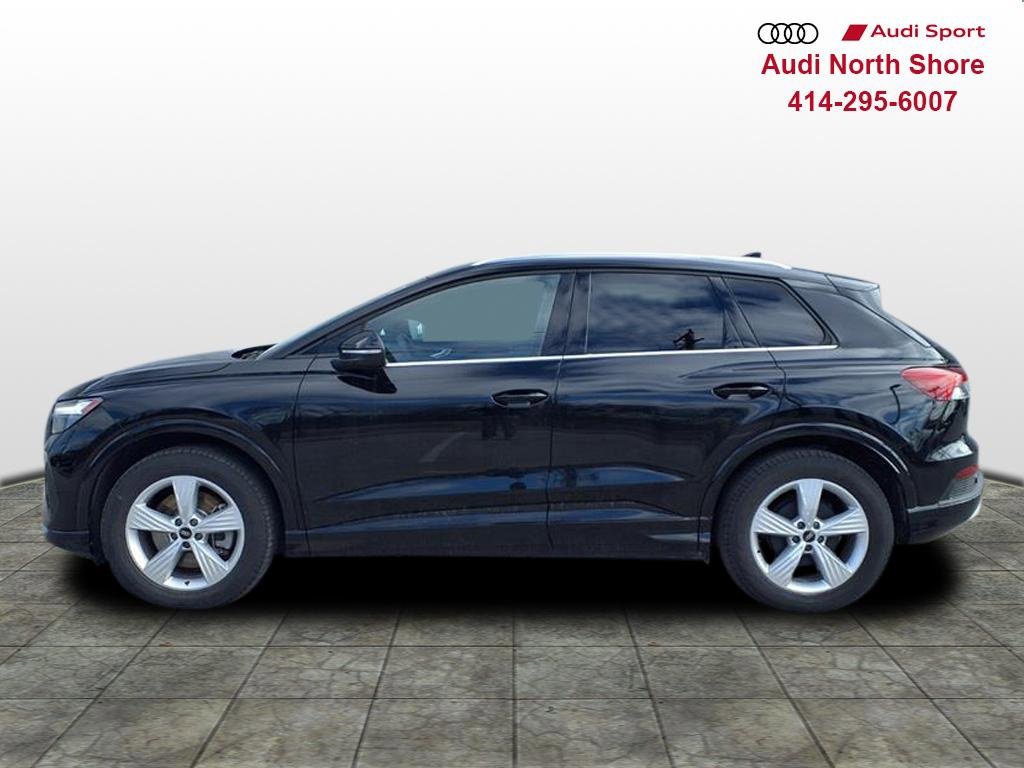 Used 2022 Audi Q4 e-tron Premium Plus w/ Premium Plus image 3