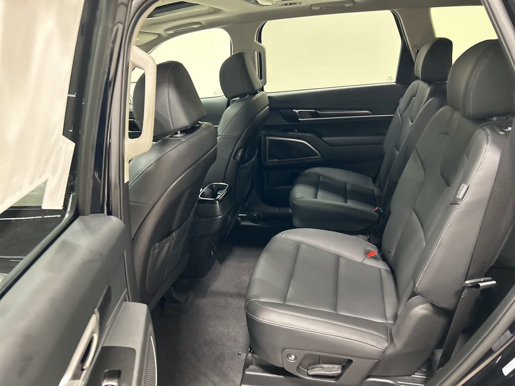 New 2025 Kia Telluride S image 24