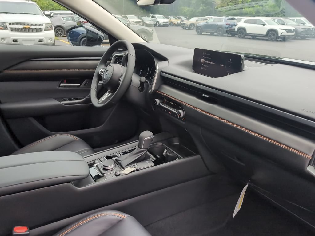 New 2026 MAZDA CX-50 AWD 2.5 Hybrid w/ Weather Package image 10
