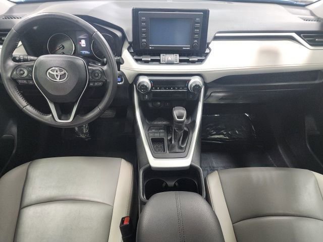 Certified 2021 Toyota RAV4 XLE Premium image 2