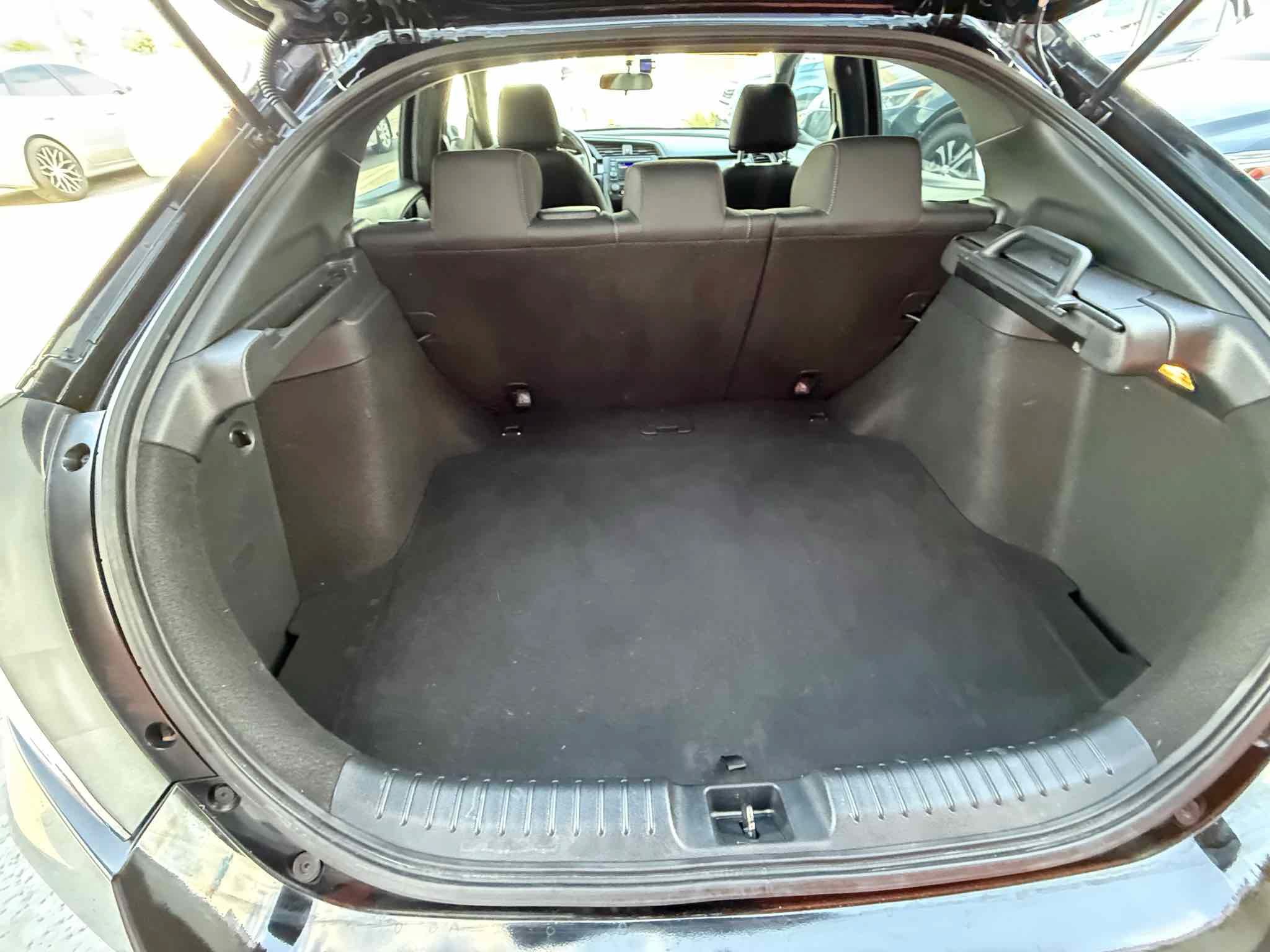 Used 2018 Honda Civic Sport image 59