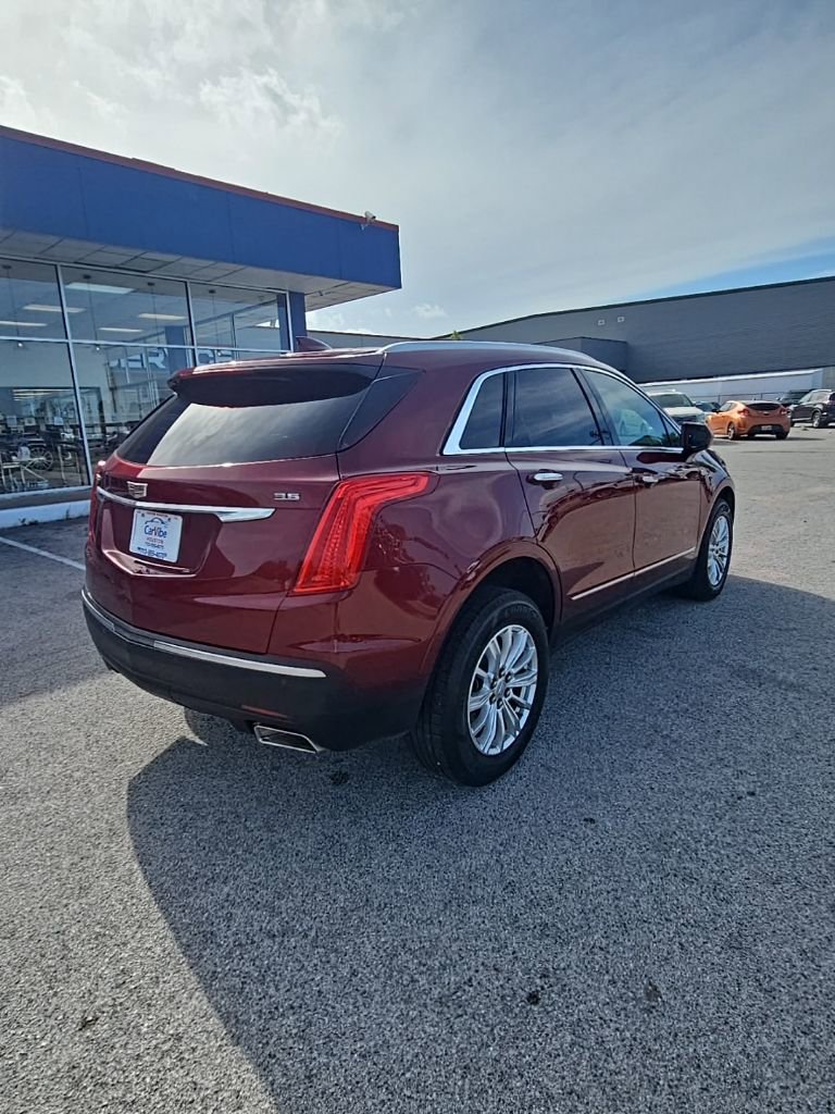 Used 2018 Cadillac XT5 FWD image 7