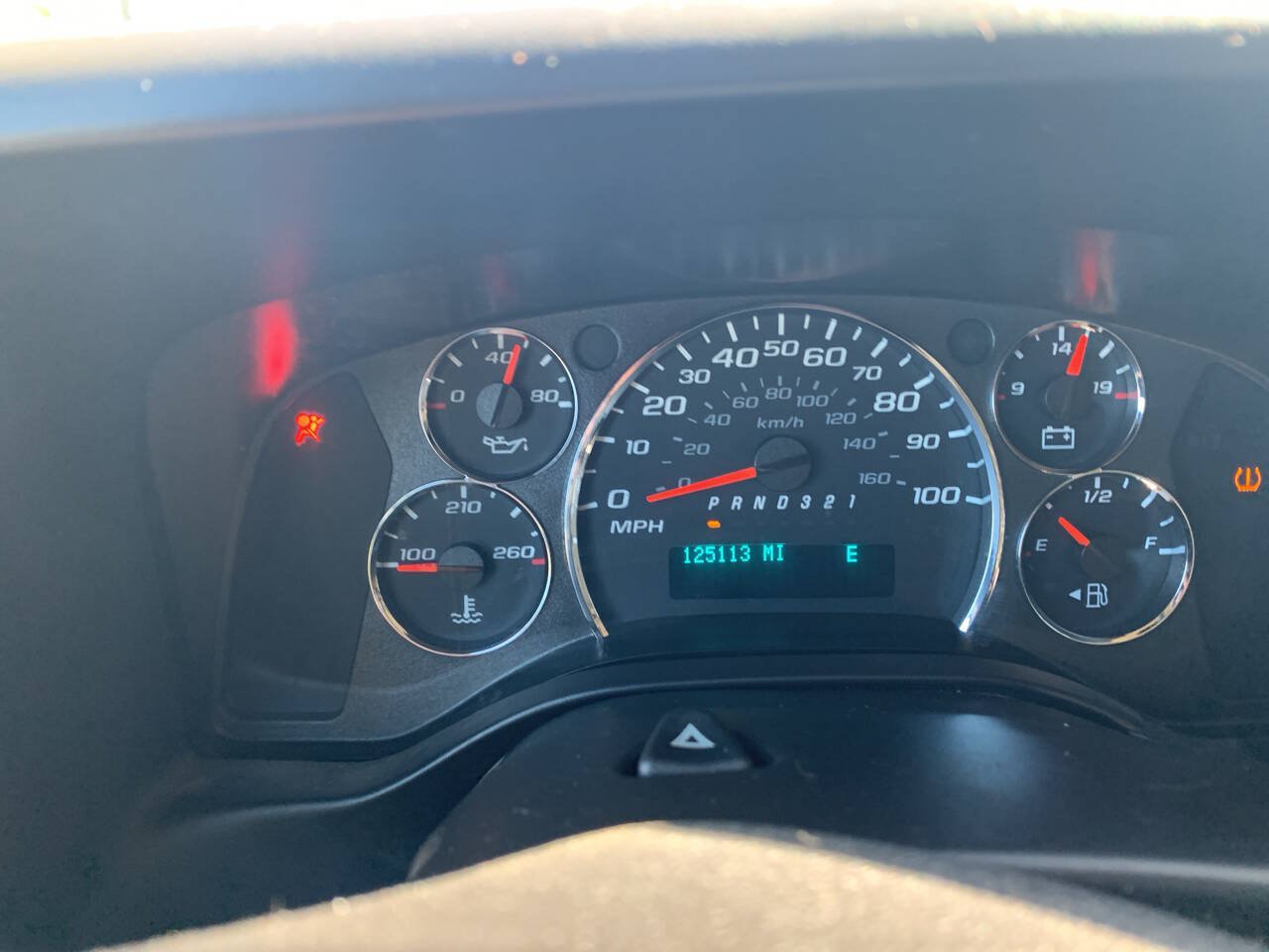 Used 2010 Chevrolet Express 1500 RWD image 16