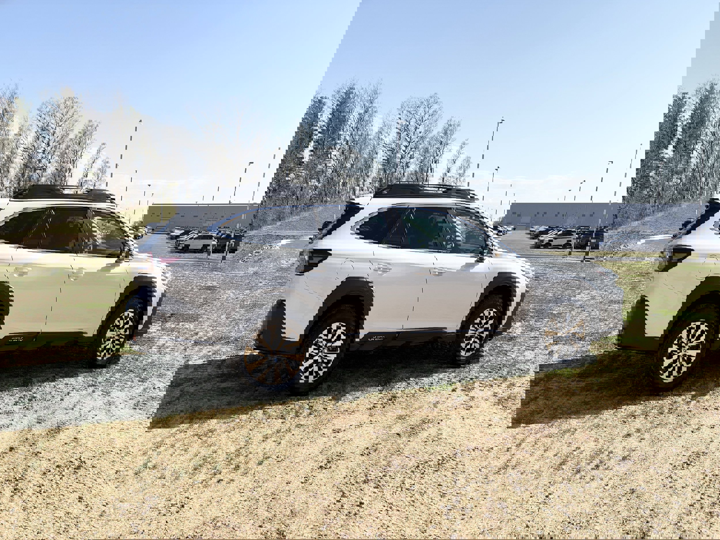 Used 2025 Subaru Outback Premium image 8