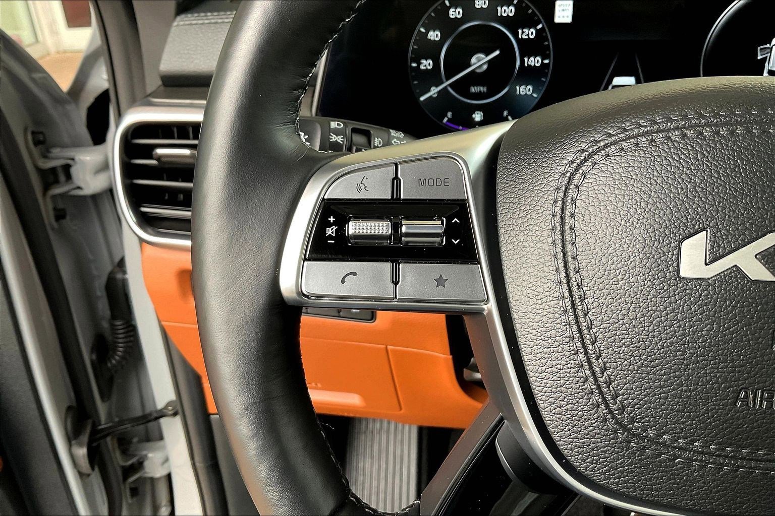 Used 2024 Kia Telluride SX X-Line image 12