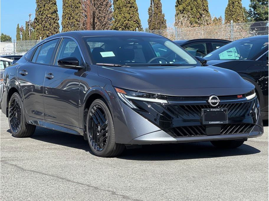 New 2027 Nissan Sentra SR FWD image 3