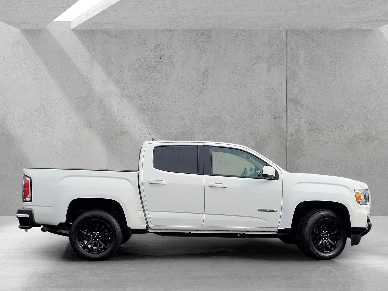 Used 2022 GMC Canyon Elevation w/ Trailering Package image 3