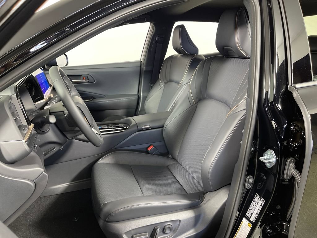 New 2026 Toyota Crown XLE image 12