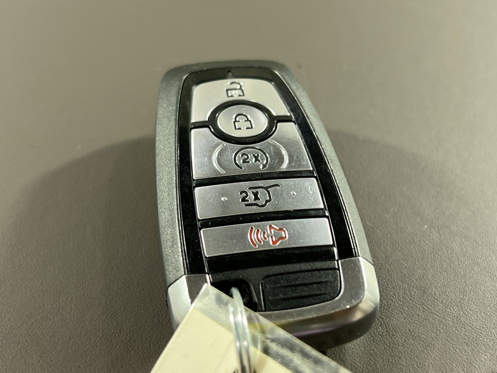 Used 2023 Ford Explorer Platinum w/ Technology Package image 32