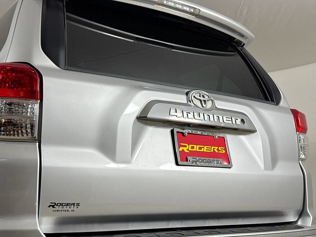 Used 2013 Toyota 4Runner SR5 w/ Premium Pkg w/3rd Row Seat AWD/4WD image 28