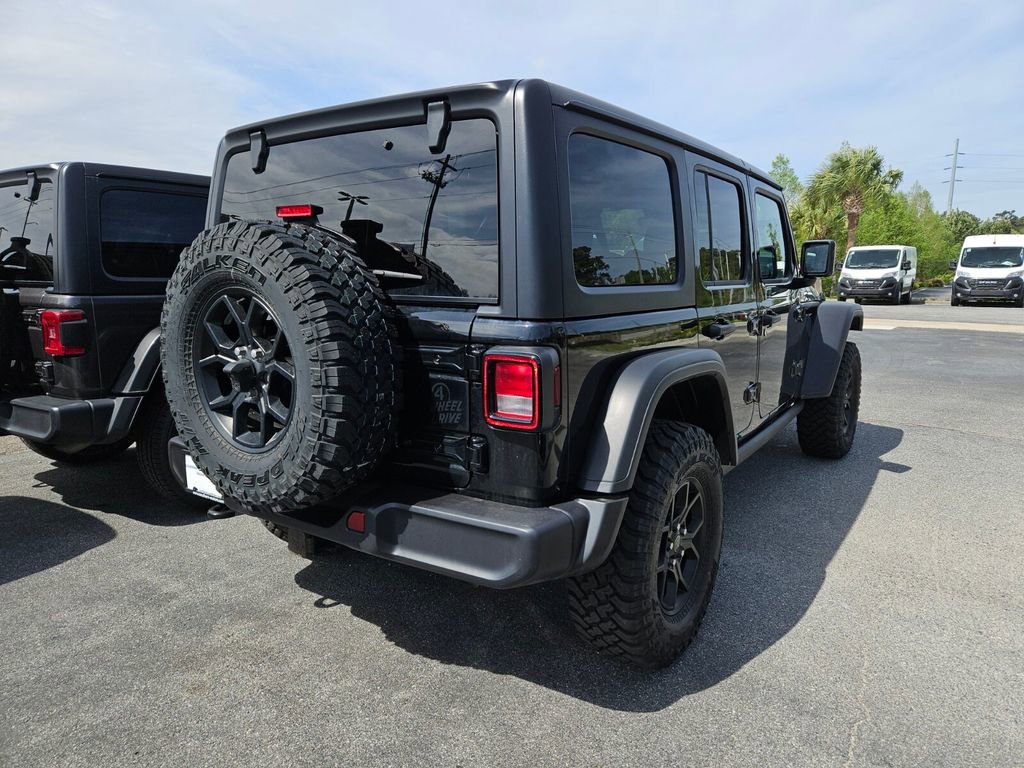 Used 2025 Jeep Wrangler Willys image 8