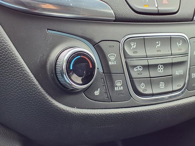 Used 2023 Chevrolet Equinox LT FWD image 5