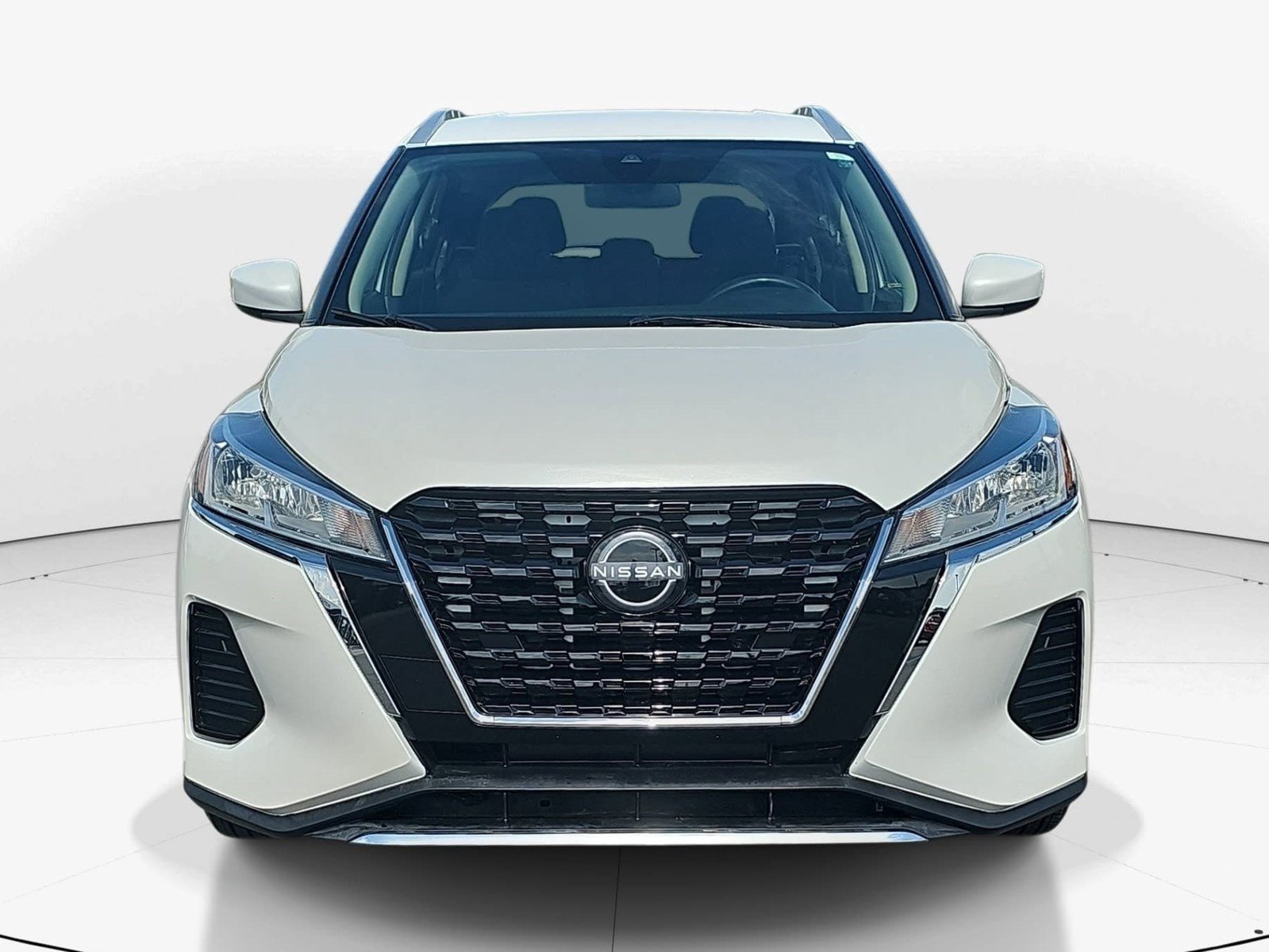 Used 2022 Nissan Kicks SV FWD image 9