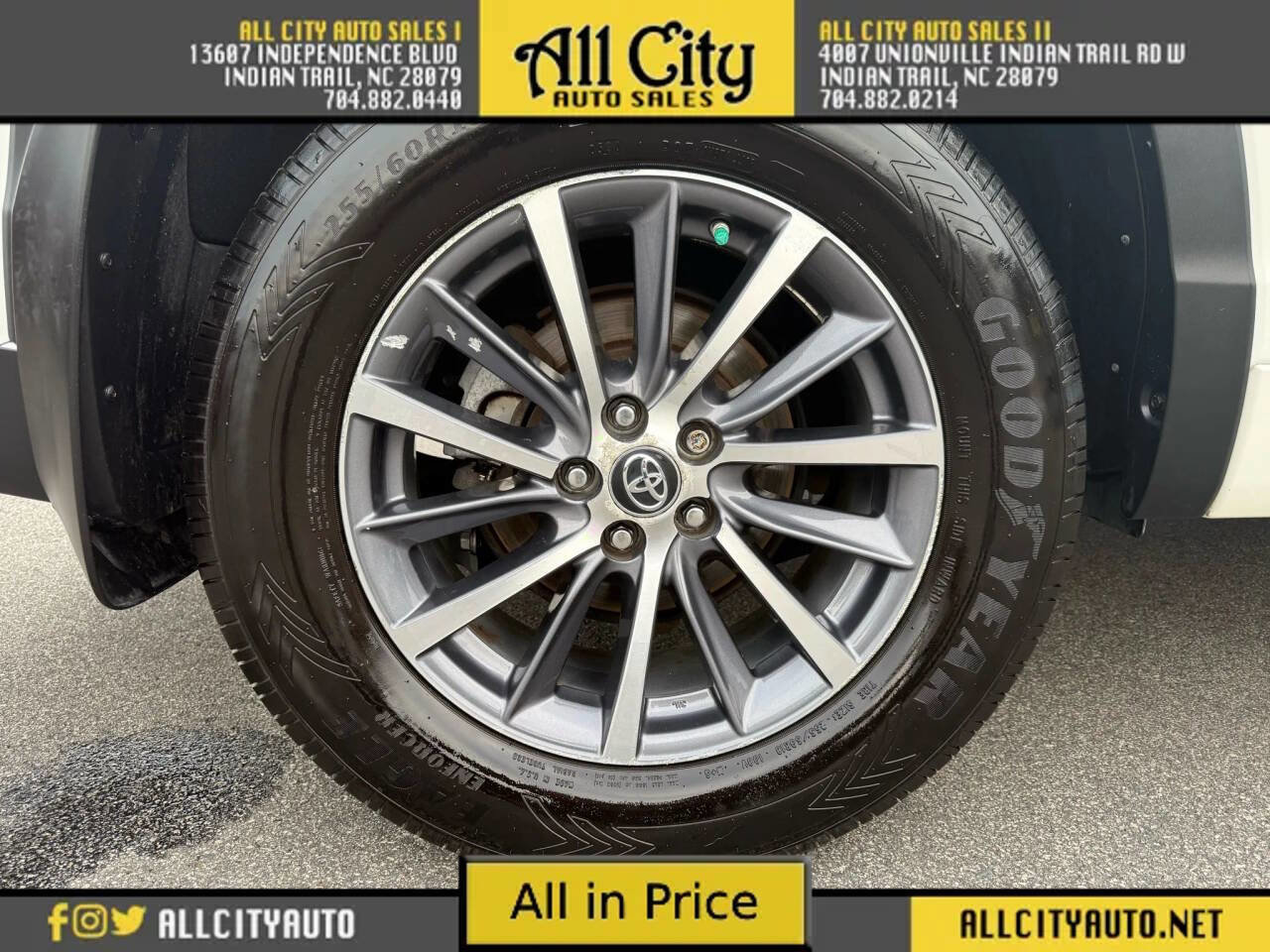 Used 2017 Toyota Highlander XLE image 22