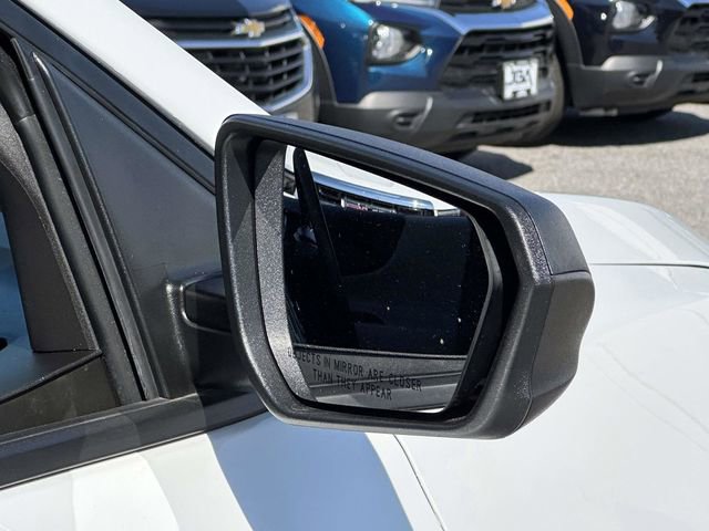 Used 2024 Chevrolet Equinox LS image 28