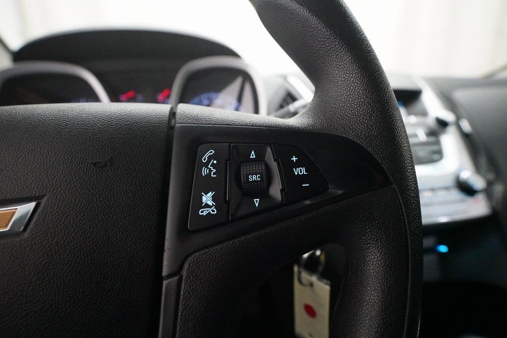 Used 2015 Chevrolet Equinox LS image 18