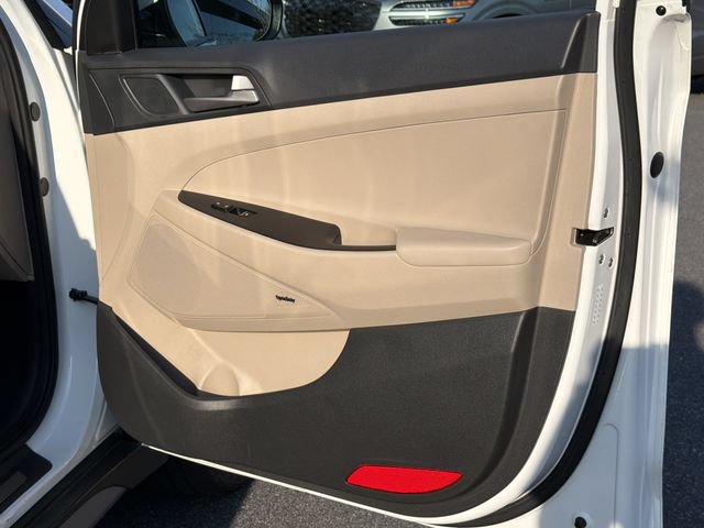 Used 2018 Hyundai Tucson Limited w/ Cargo Package FWD image 16