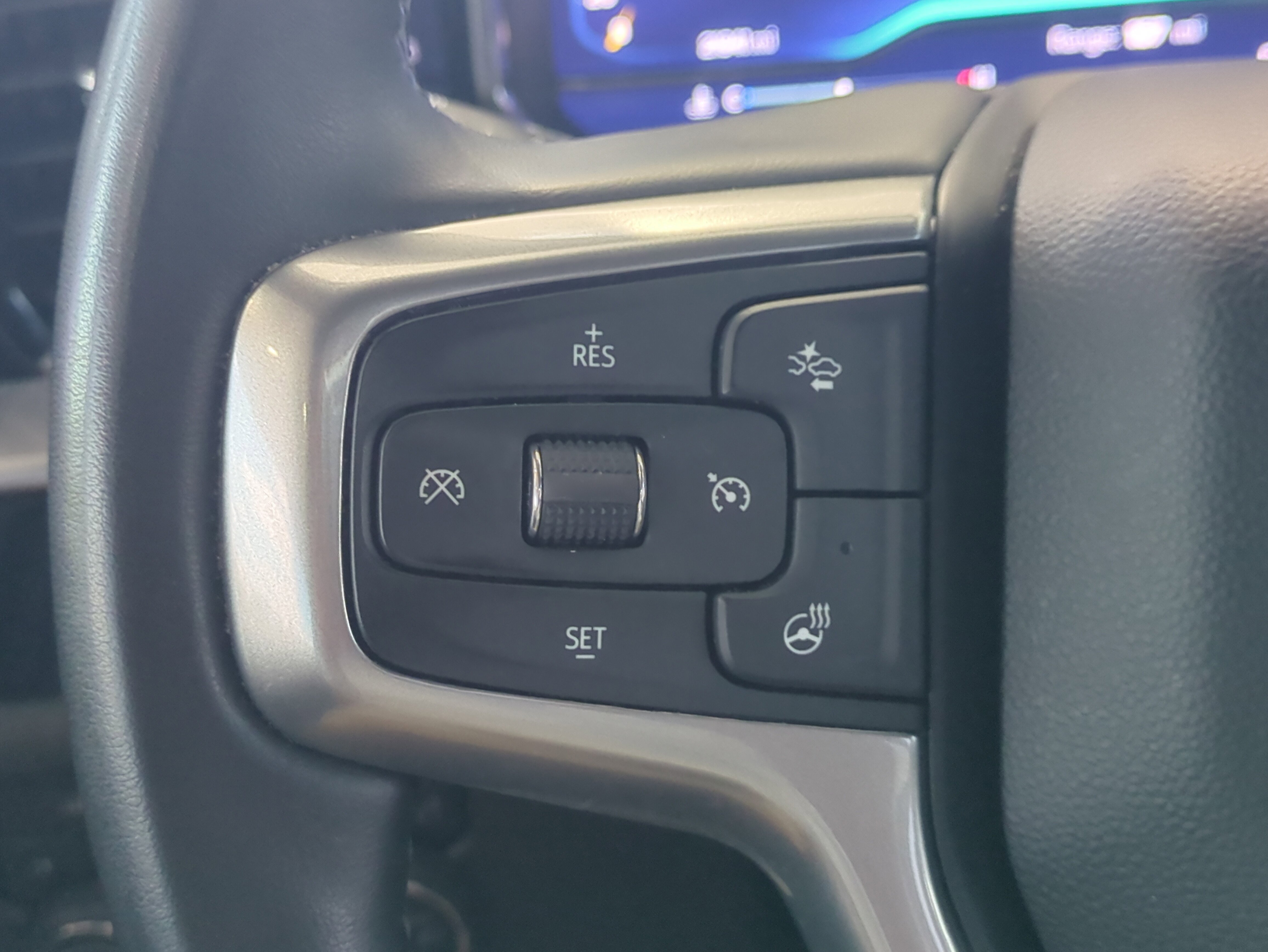 Used 2025 Chevrolet Silverado 2500 LT w/ Convenience Package image 26