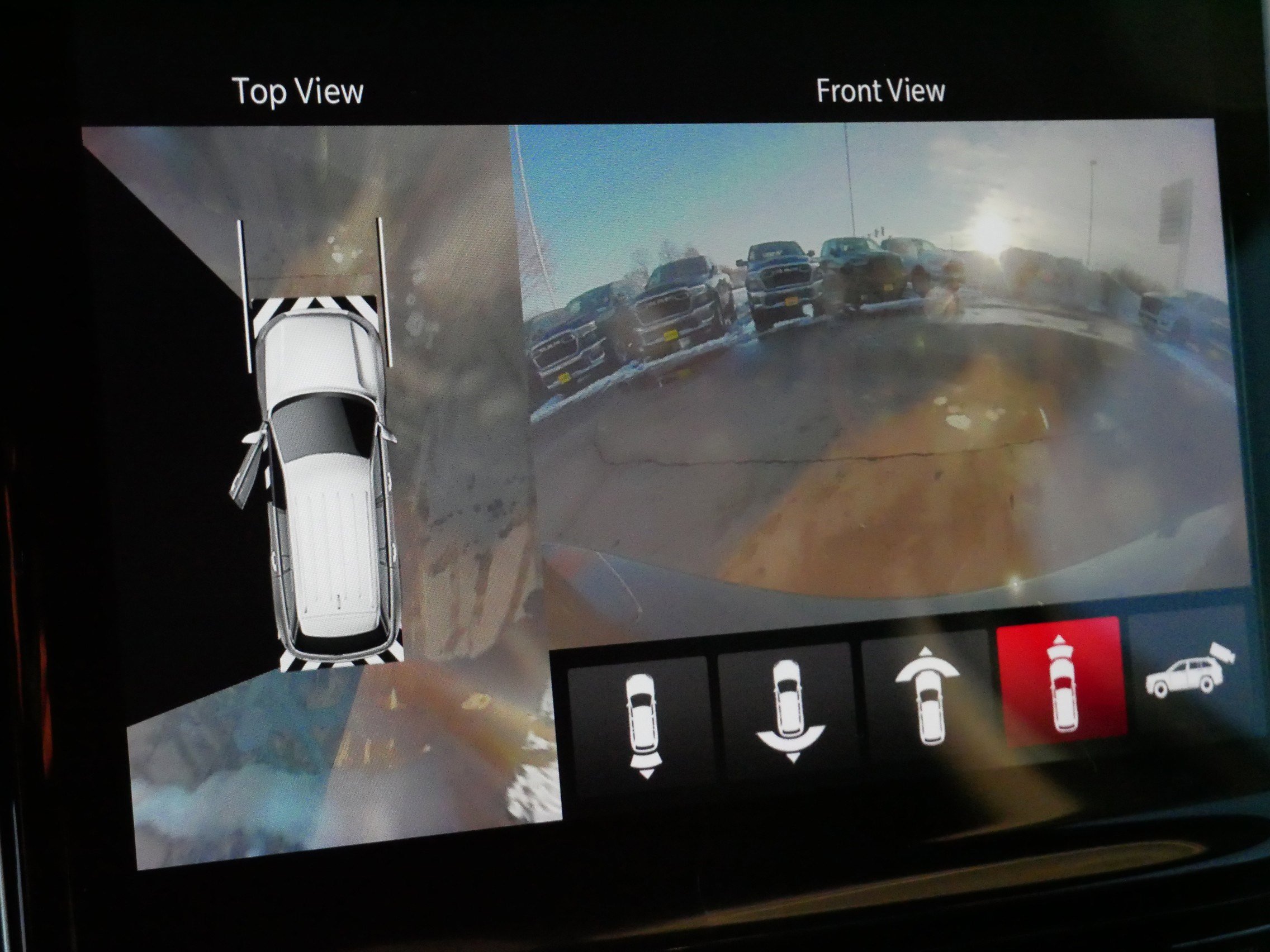 Used 2023 Jeep Grand Cherokee Limited w/ Luxury Tech Group II image 32