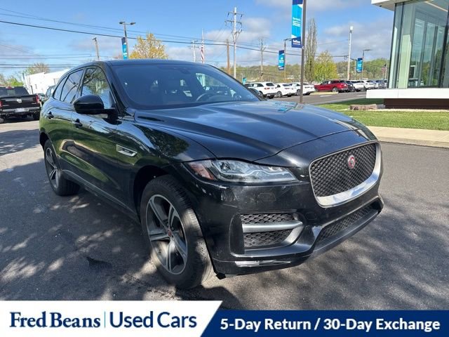 Used 2019 Jaguar F-PACE R-Sport image 1