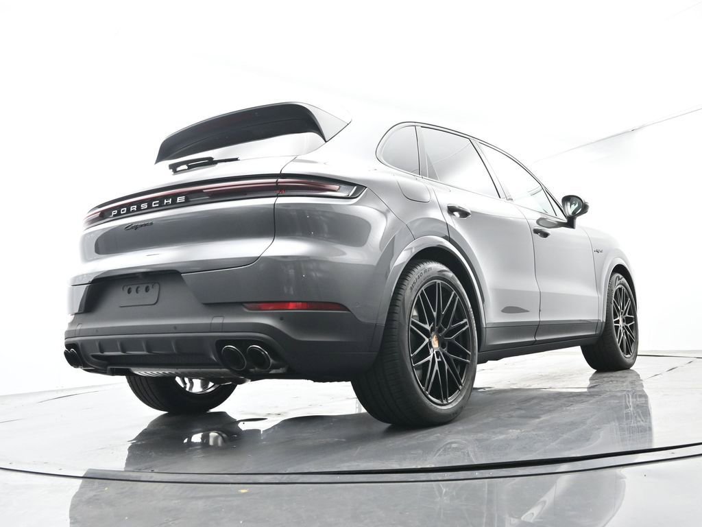 Certified 2026 Porsche Cayenne E-Hybrid AWD/4WD image 50