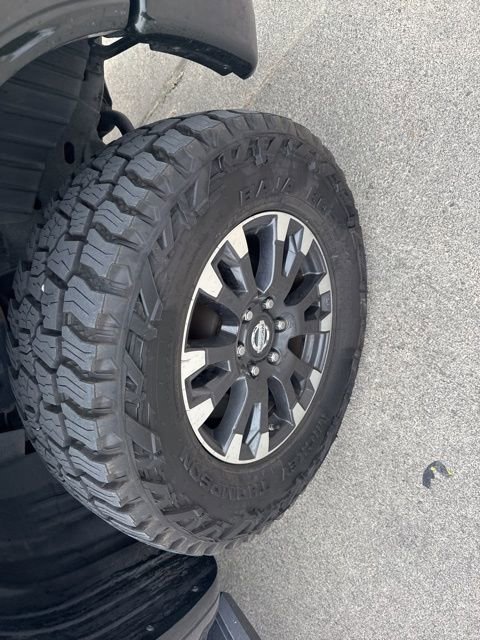 Used 2019 Nissan Titan PRO-4X w/ Pro-4x Convenience Package image 5