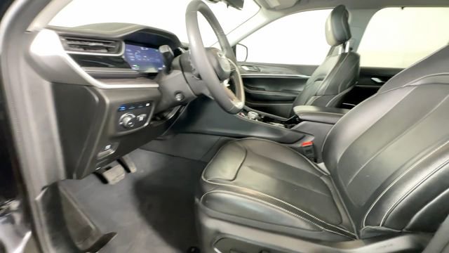 Used 2023 Jeep Grand Cherokee 4WD 4xe w/ Luxury Tech Group II image 26