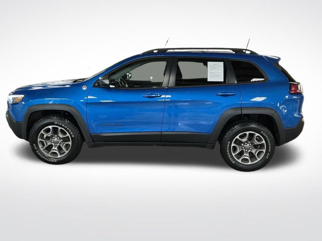 Used 2021 Jeep Cherokee Trailhawk image 2